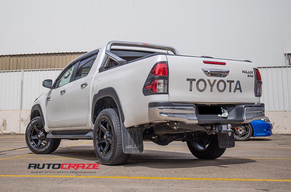 TOYOTA HILUX N80 4WD EXODUS MATTE BLACK